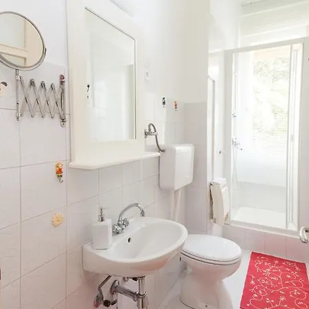 Apartamento Ira Zadar